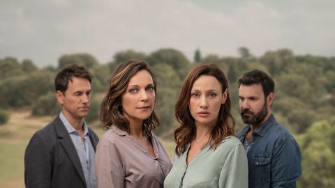Oriol Tarrason, Cristina Plazas, Natalia Verbeke y Miquel Fern&aacute;ndez, protagonistas de 'El Nudo'