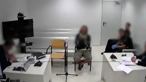 Los CDR detenidos hicieron seguimientos a mossos y guardias civiles Los CDR detenidos hicieron seguimientos a mossos y guardias civiles