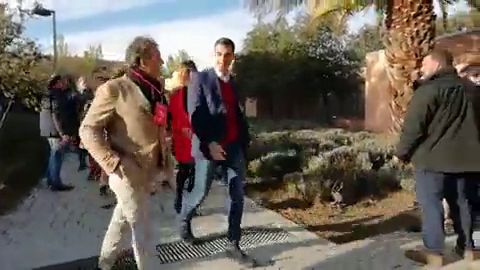 Pedro Sánchez acude a votar al Centro Cultural Volturno en Pozuelo de Alarcón