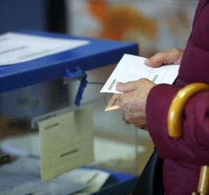 Las urnas han cerrado a la espera de los resultados oficiales Las urnas han cerrado a la espera de los resultados oficiales
