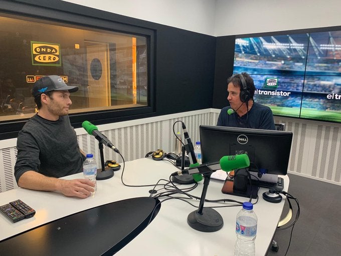 Álex Villar, saltador base: "Sé que milímetro arriba o abajo te la juegas, pero la vida es superación" Álex Villar, saltador base: "Sé que milímetro arriba o abajo te la juegas, pero la vida es superación"