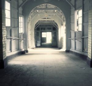 Testigos de lo paranormal - Capítulo 14: La inquietante sombra de una persona en un sótano de Pennsylvania Testigos de lo paranormal - Capítulo 14: La inquietante sombra de una persona en un sótano de Pennsylvania