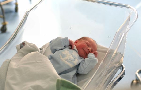 Tos, vómitos y fiebre, principales motivos por los que se acude a Urgencias Pediátricas Tos, vómitos y fiebre, principales motivos por los que se acude a Urgencias Pediátricas