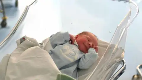 Tos, vómitos y fiebre, principales motivos por los que se acude a Urgencias Pediátricas EN BUENAS MANOS