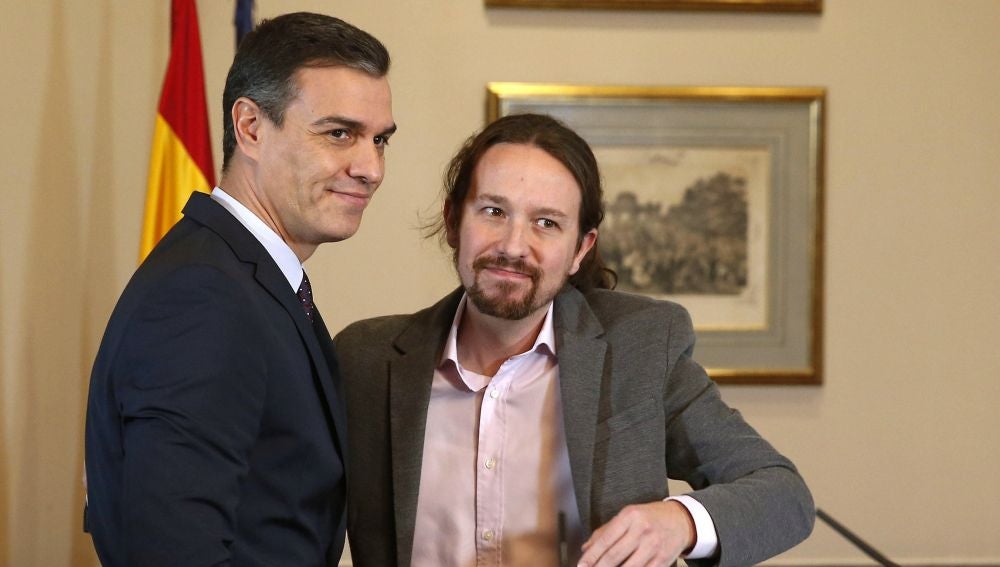 Tertulia: "Iglesias ha sido subcontratado por Sánchez" Tertulia: "Iglesias ha sido subcontratado por Sánchez"