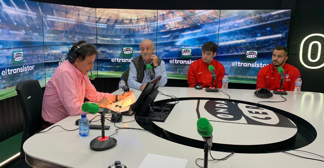 Del Bosque: "Me emociona la Liga Genuine, son jugadores que tiene todo el derecho a hacer lo que hacen" Del Bosque: "Me emociona la Liga Genuine, son jugadores que tiene todo el derecho a hacer lo que hacen"