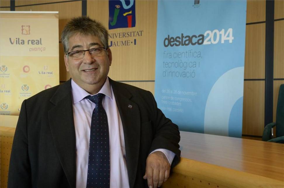 La Càtedra d´Innovació Ceràmica conmemora la Setmana del Ciència La Càtedra d´Innovació Ceràmica conmemora la Setmana del Ciència