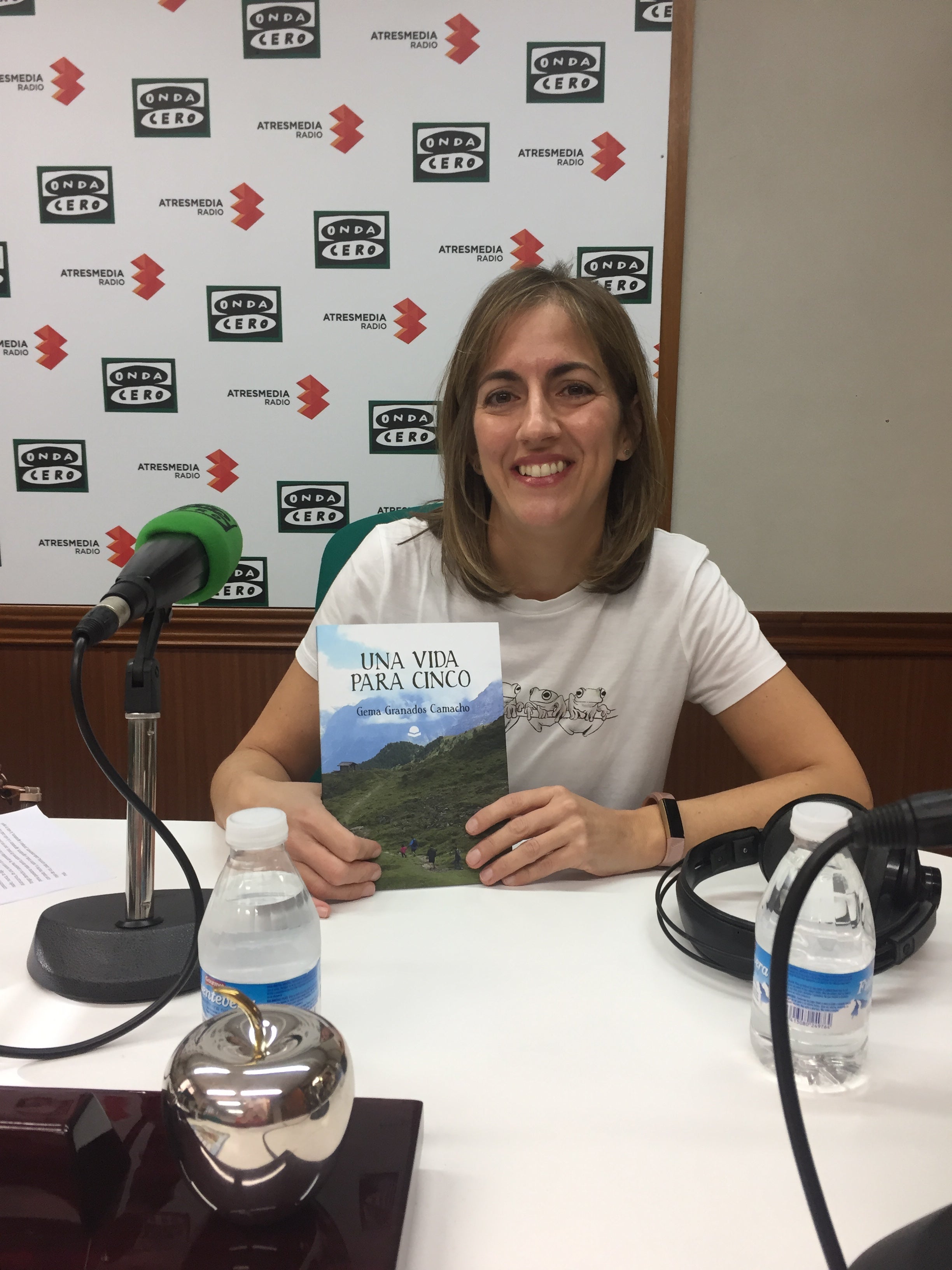 "Una vida para cinco" un libro de Gema Granados "Una vida para cinco" un libro de Gema Granados