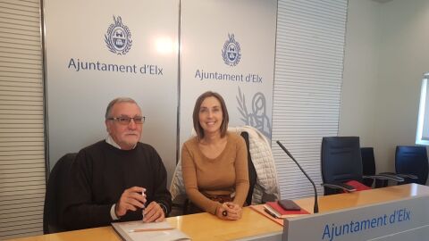 Nacho Llop, jefe del &aacute;rea de Educaci&oacute;n, y Mar&iacute;a Jos&eacute; Mart&iacute;nez, concejala de Educaci&oacute;n. 