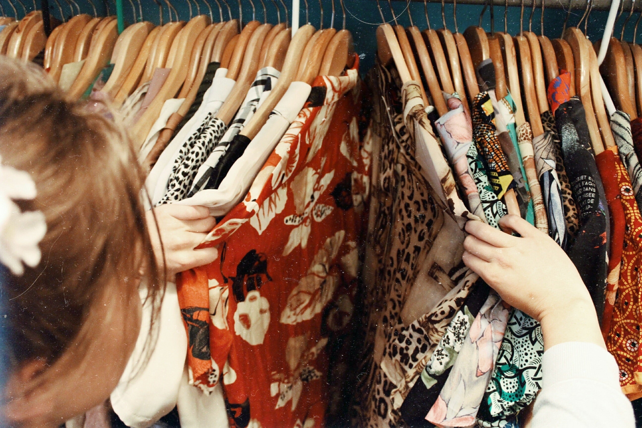 El dilema: ¿Es ético comprar ropa, usarla una vez y devolverla? El dilema: ¿Es ético comprar ropa, usarla una vez y devolverla?