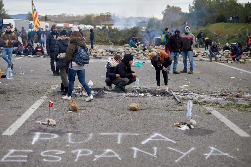 Tsunami Democràtic da por concluida la "acción" de tres días, que califica de "éxito absoluto" Tsunami Democràtic da por concluida la "acción" de tres días, que califica de "éxito absoluto"