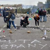 Miembros de Tsunami Democràtic cortan La Junquera Miembros de Tsunami Democràtic cortan La Junquera