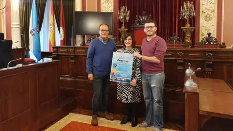 Presentación festa da comunidade Venezolana Virgilio Morello, Eugenia Díaz Abella, concelleira de POlítica social, Igualdade e Sanidade, e Lorenzo González, presidente de Alma Llanera.