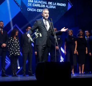 Carlos Alsina recibe el Premio Ondas 2019 Carlos Alsina recibe el Premio Ondas 2019