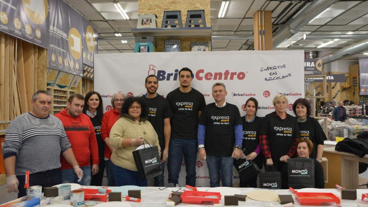 Alfredo Ott y Thomas Tshikaya visitan Bricocentro Paradelo Onda Cero