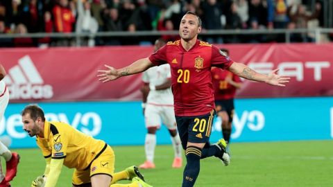Santi Cazorla vuelve a marcar con Espa&ntilde;a