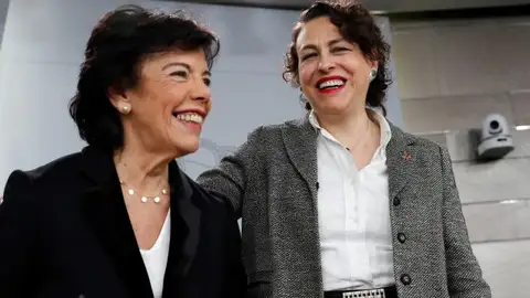 La portavoz del Gobierno en funciones, Isabel Celáa, y la ministra de Trabajo, Migraciones y Seguridad Social en funciones, Magdalena Valerio, durante la rueda de prensa posterior a la reunión del Consejo de Min_643x397 La portavoz del Gobierno en funciones, Isabel Celáa, y la ministra de Trabajo, Migraciones y Seguridad Social en funciones, Magdalena Valerio, durante la rueda de prensa posterior a la reunión del Consejo de Min_643x397