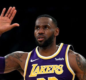 LaSexta Deportes (16-11-19) LeBron James firma uno de los mejores mates de su vida con 34 años LaSexta Deportes (16-11-19) LeBron James firma uno de los mejores mates de su vida con 34 años