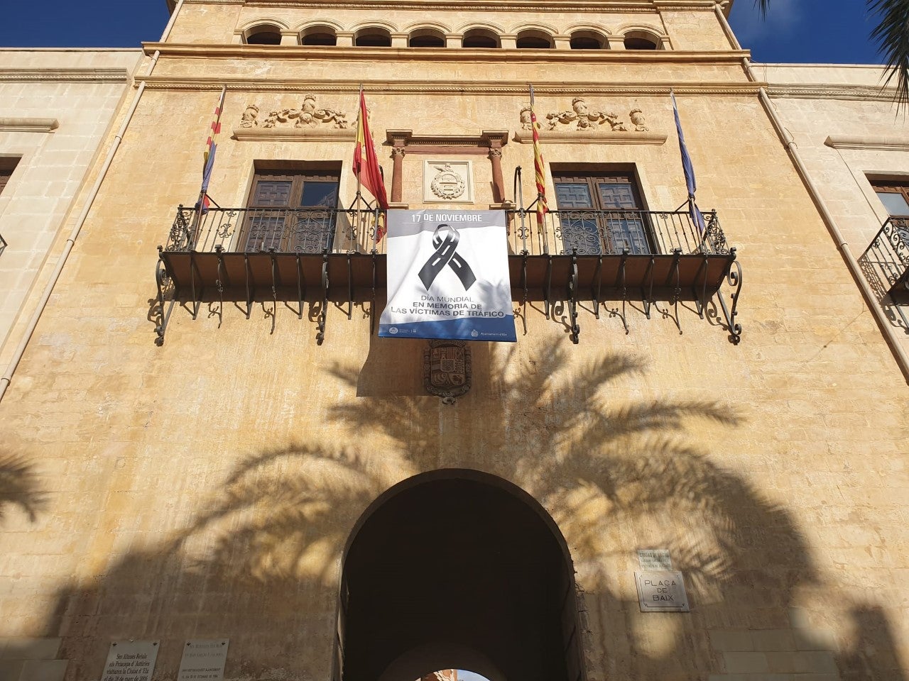 Elche visibiliza el Día Mundial en Memoria de las Víctimas de Accidentes de Tráfico Elche visibiliza el Día Mundial en Memoria de las Víctimas de Accidentes de Tráfico