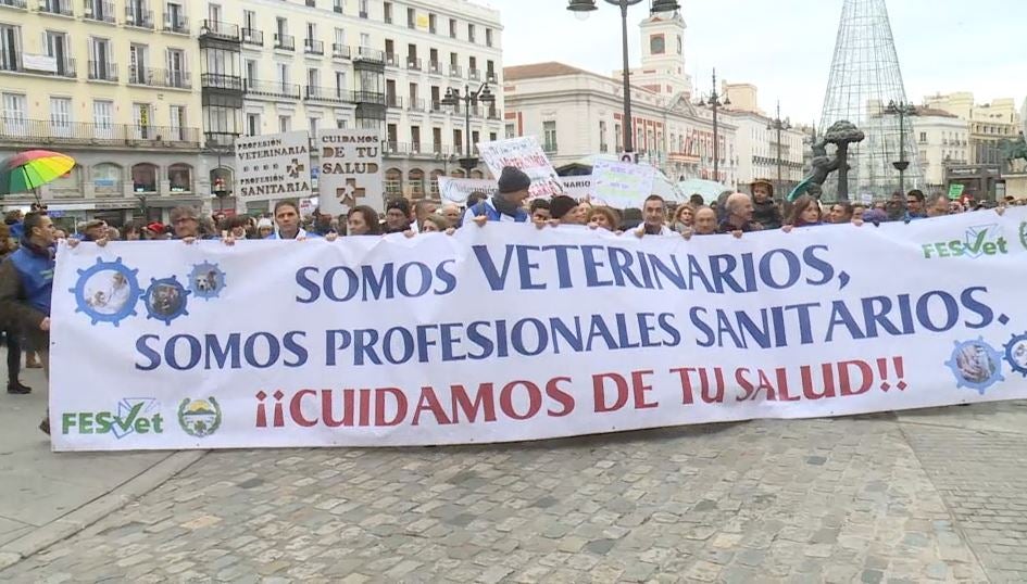 "Que dejen fuera a los veterinarios, que controlan a los que transmiten la enfermedad, es de juzgado de guardia" "Que dejen fuera a los veterinarios, que controlan a los que transmiten la enfermedad, es de juzgado de guardia"