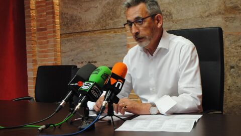 Jes&uacute;s Mart&iacute;n, alcalde de Valdepe&ntilde;as