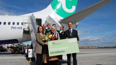 Pasajera n&uacute;mero 14 millones del aeropuerto de El Altet de Elche.