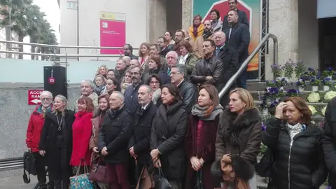El acto institucional de Ciudad Real se ha celebrado en la escalinata de la Subdelegación del Gobierno El acto institucional de Ciudad Real se ha celebrado en la escalinata de la Subdelegación del Gobierno