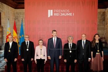 El president de la Generalitat Ximo Puig reitera que los Premios Jaume I ponen en valor la ciencia y la investigación El president de la Generalitat Ximo Puig reitera que los Premios Jaume I ponen en valor la ciencia y la investigación