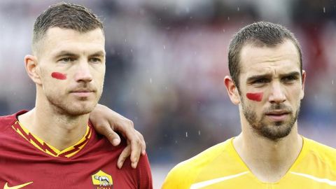 Pau L&oacute;pez en un partido con la Roma