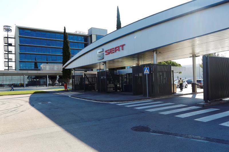 SEAT descarta aplicar un ERE temporal en la planta de Martorell SEAT descarta aplicar un ERE temporal en la planta de Martorell
