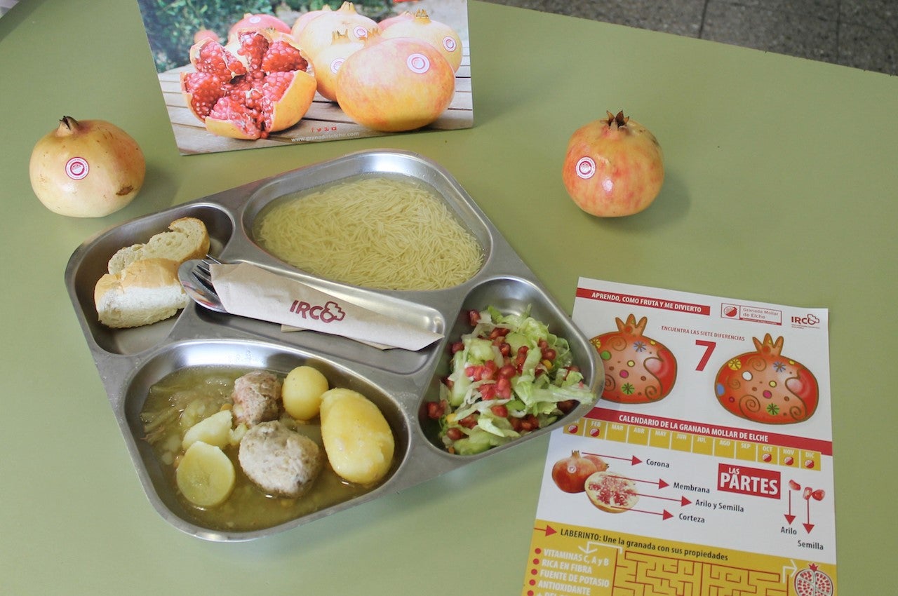 La Denominación de Origen Protegida Granada Mollar de Elche educa a 5000 escolares de la provincia en el consumo del fruto La Denominación de Origen Protegida Granada Mollar de Elche educa a 5000 escolares de la provincia en el consumo del fruto