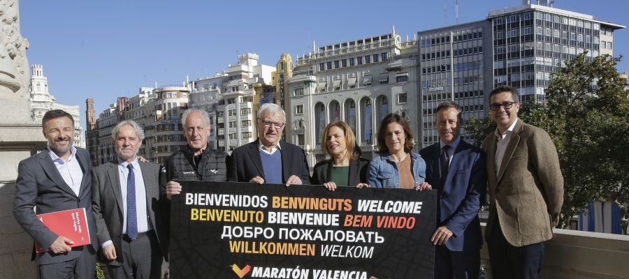 Un cartel dará la bienvenida a los corredores desde el balcón del Ayuntamiento de València. Un cartel dará la bienvenida a los corredores desde el balcón del Ayuntamiento de València.