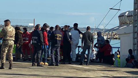 Aita Mari desembarco de inmigrantes 