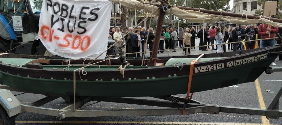 Protesta en València contra la remodelación de la CV500 Protesta en València contra la remodelación de la CV500