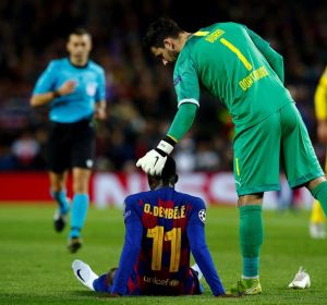 Ousman Dembélé se retiró lesionado ante el Borussia Dortmund Ousman Dembélé se retiró lesionado ante el Borussia Dortmund