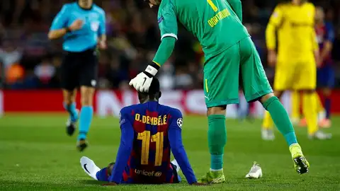 Ousman Dembélé se retiró lesionado ante el Borussia Dortmund Ousman Dembélé se retiró lesionado ante el Borussia Dortmund