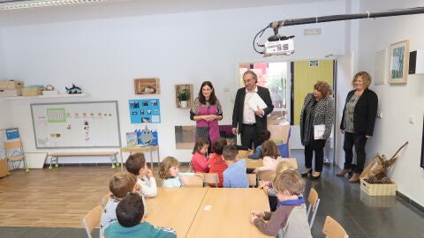 El conseller de Educaci&oacute;n y Universidad, Mart&iacute; March, visita el centro de educaci&oacute;n infantil y primaria de Binissalem.