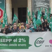 Csif se ha concentrado frente a la Subdelegación del Gobierno en Ciudad Real Csif se ha concentrado frente a la Subdelegación del Gobierno en Ciudad Real