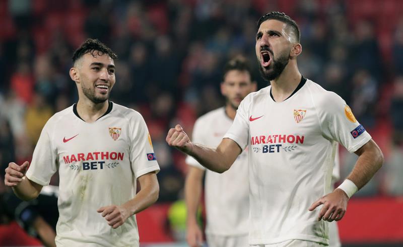 El Sevilla resuelve el trámite ante el Qarabag y mantiene su pleno de victorias en Europa League El Sevilla resuelve el trámite ante el Qarabag y mantiene su pleno de victorias en Europa League