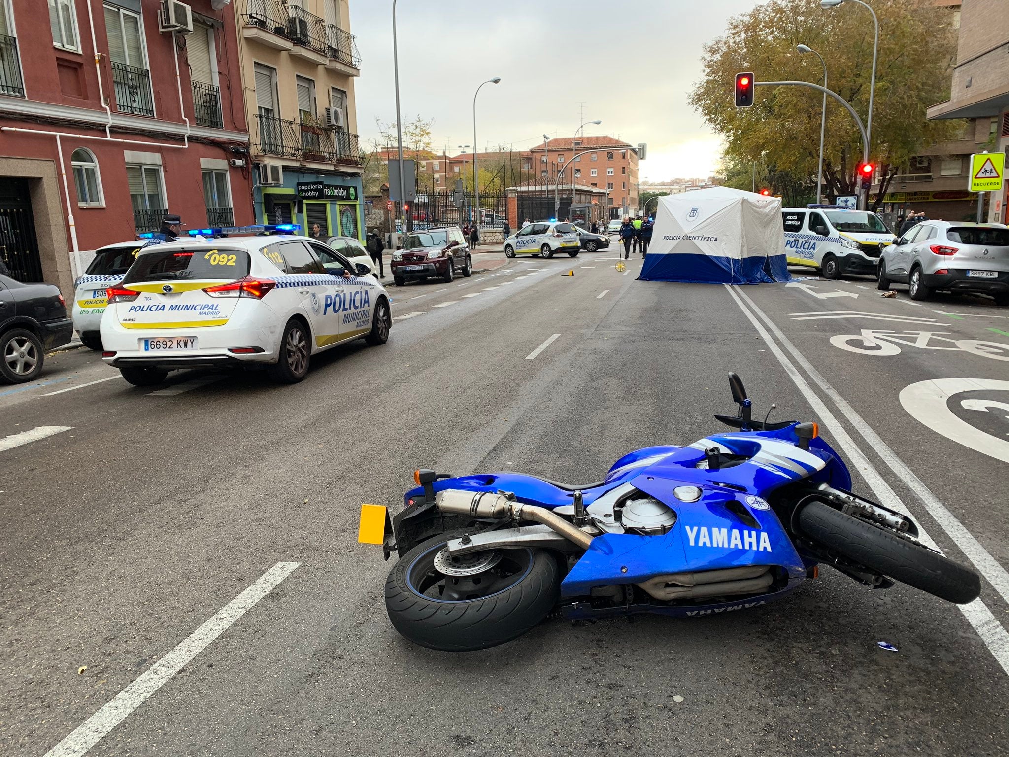 Muere un hombre de 79 años atropellado por una moto en Madrid Muere un hombre de 79 años atropellado por una moto en Madrid