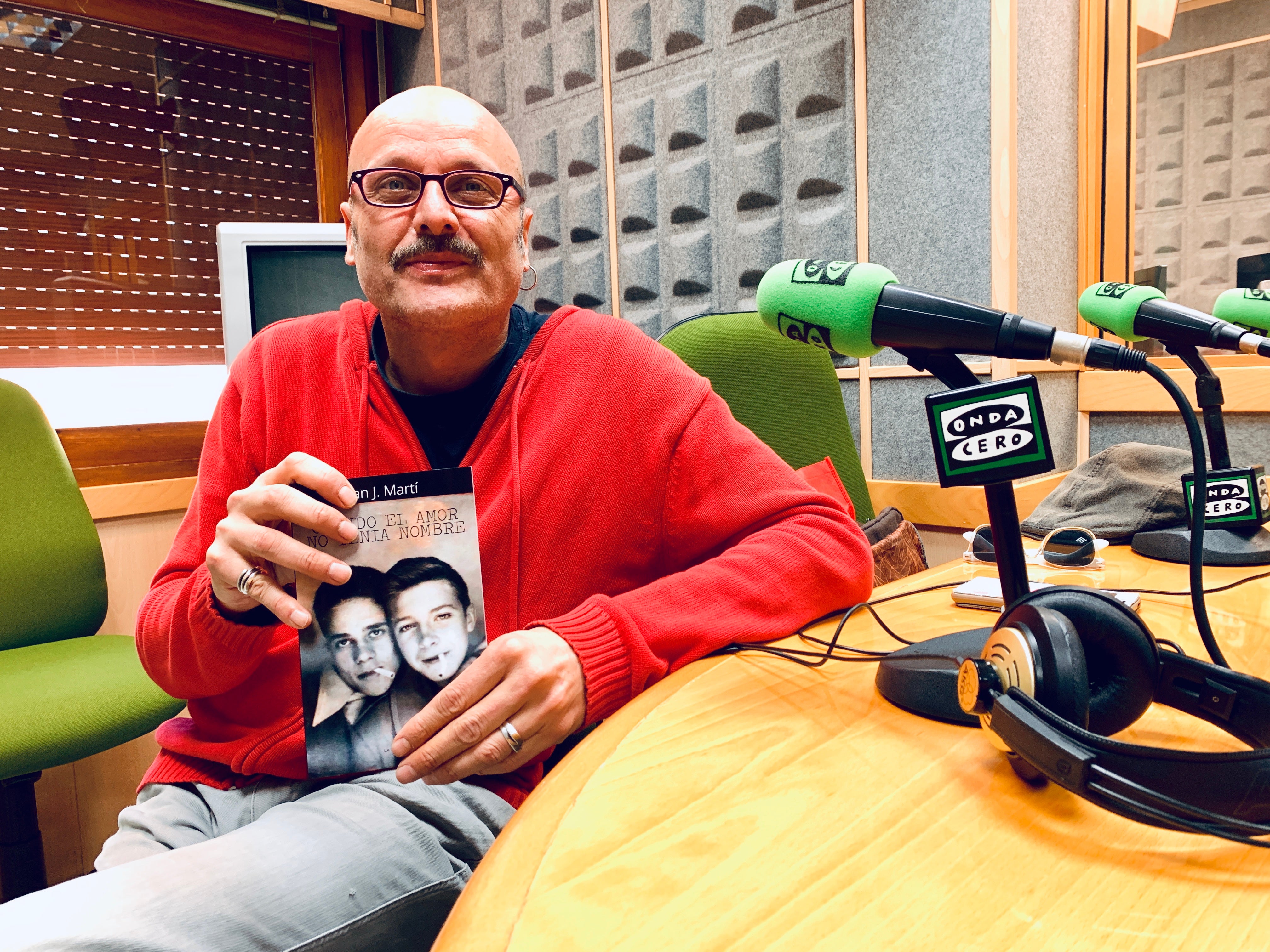 Juan Martí publica: "La Trilogía del Olvido" inspirada en el amor homosexual en tiempos pasados Juan Martí publica: "La Trilogía del Olvido" inspirada en el amor homosexual en tiempos pasados