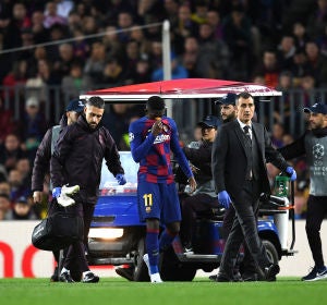 Dembélé lesionado en el partido contra el Borussia Dembélé lesionado en el partido contra el Borussia