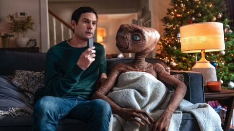 Imagen del reencuentro entre Elliot y ET