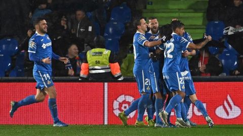 Los jugadores del Getafe celebran un gol