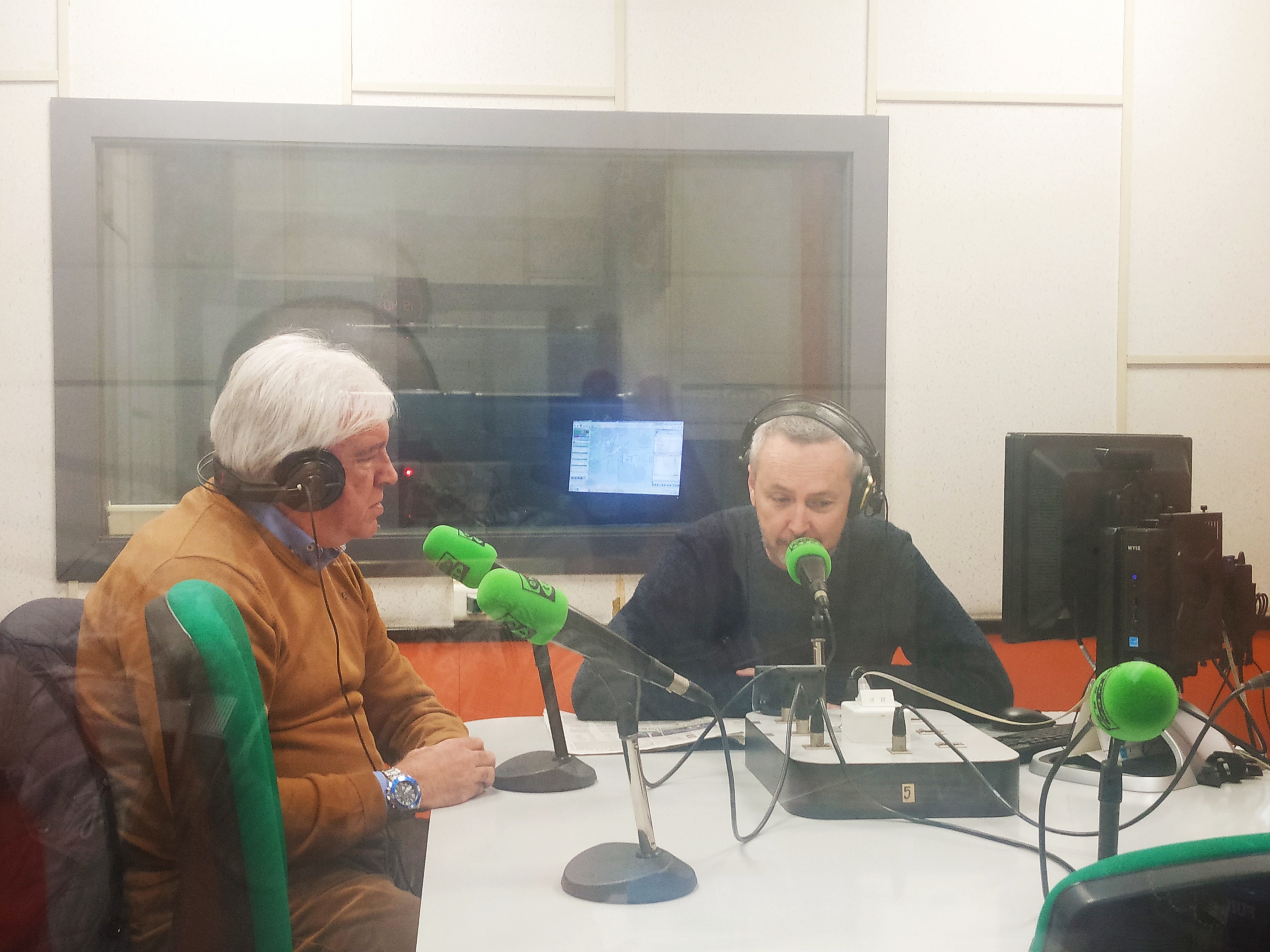 La Brújula de Asturias 02/12/2019 tertulia Sporting-Oviedo La Brújula de Asturias 02/12/2019 tertulia Sporting-Oviedo