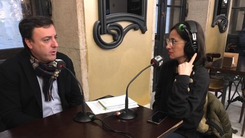 Entrevista de Lara Vivero a Valent&iacute;n Gonz&aacute;lez Formoso