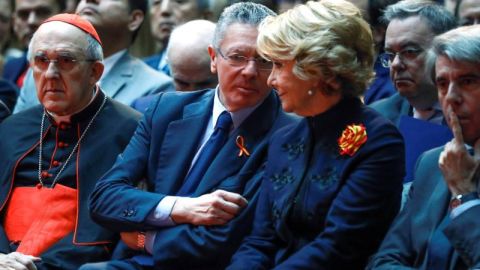 Esperanza Aguirre y Alberto Ruiz Gallard&oacute;n en el acto de homenaje de la Constituci&oacute;n