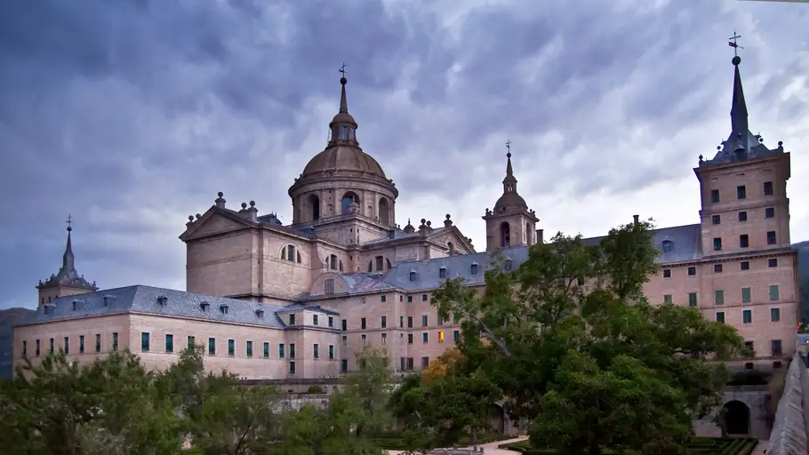 Monasterio de San Lorenzo de El Escorial Monasterio de San Lorenzo de El Escorial