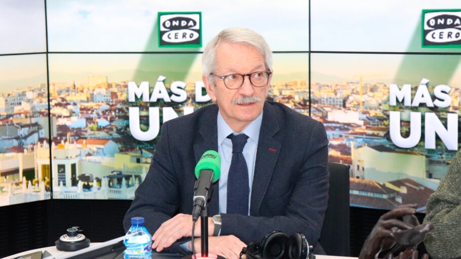 El secretario de Estado de Educaci&oacute;n, Alejandro Tiana, en los estudios de Onda Cero