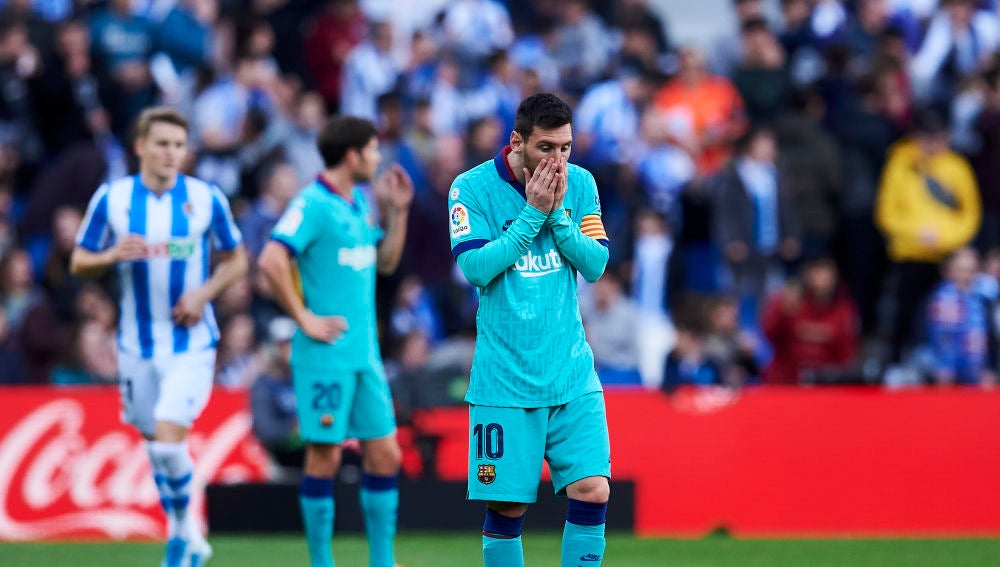 Leo Messi se lamenta ante la Real Sociedad